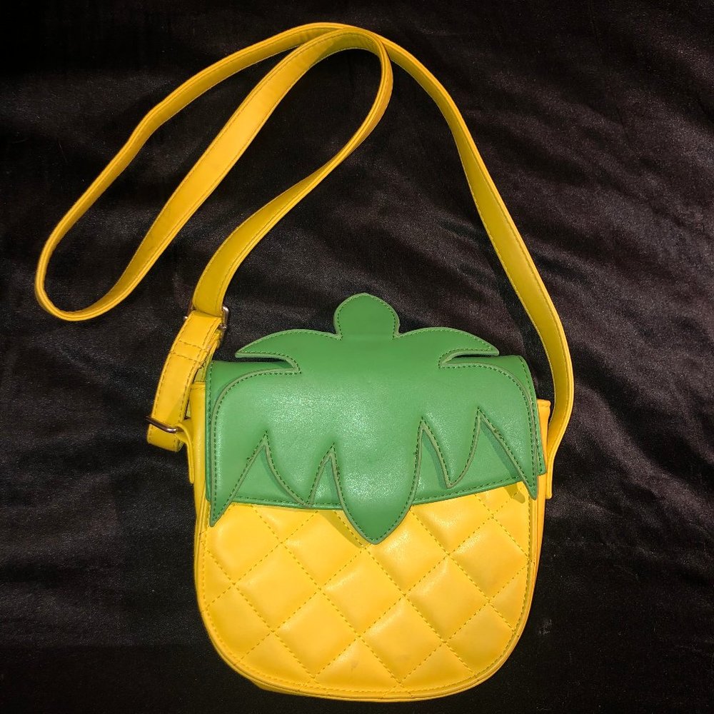 Pineapple Purse